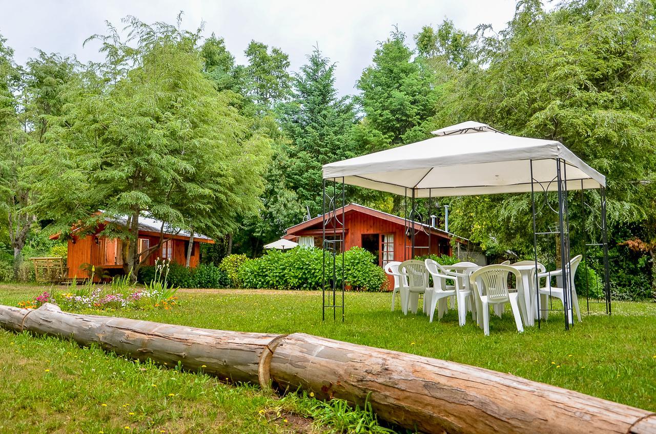 Cabanas Aylen Hotel Pucon Exterior photo